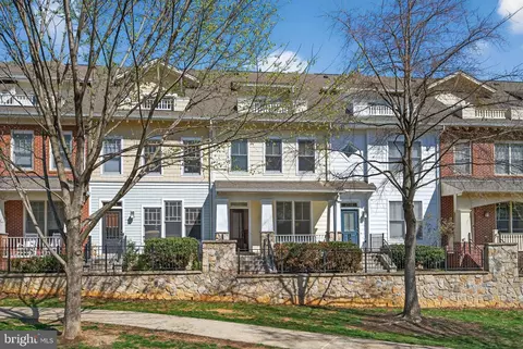 2741 11th St N, Arlington, VA 22201