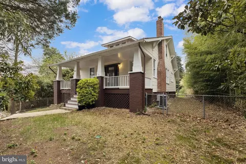 2417 Washington Blvd, Arlington, VA 22201