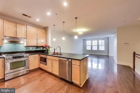 1418 N Rhodes St #B120, Arlington, VA 22209