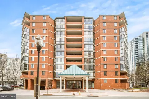 1001 N Randolph St #309, Arlington, VA 22201