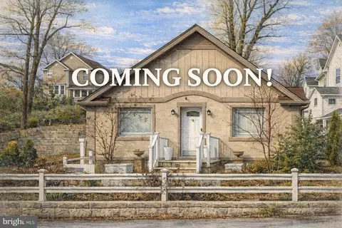 2022 S Monroe St S, Arlington, VA 22204