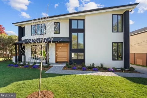 2520 5th St S, Arlington, VA 22204