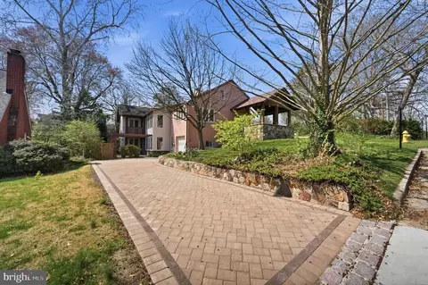 5600 16th St N, Arlington, VA 22205