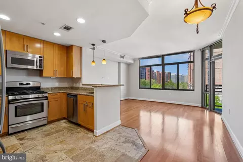 3650 S Glebe Rd #445, Arlington, VA 22202