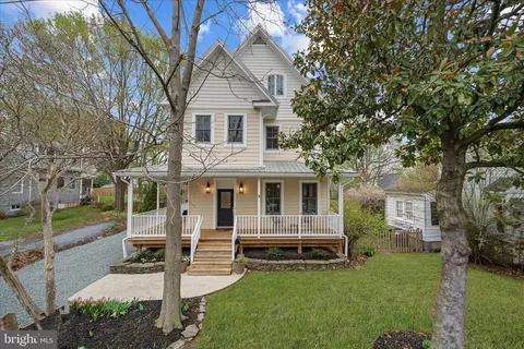 1715 S Nelson St, Arlington, VA 22204