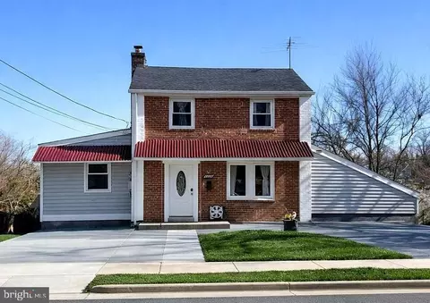 5028 12th St S, Arlington, VA 22204