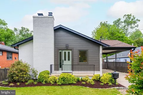 5735 4th St S, Arlington, VA 22204