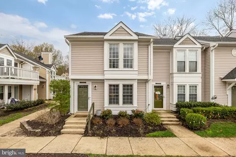 2433 S Walter Reed Dr #18-1, Arlington, VA 22206