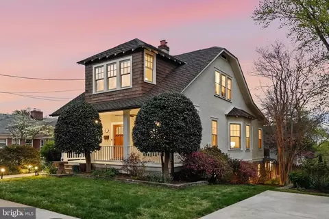 2343 N Fillmore St, Arlington, VA 22207