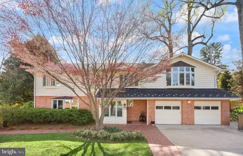 2501 N Nelson St N, Arlington, VA 22207