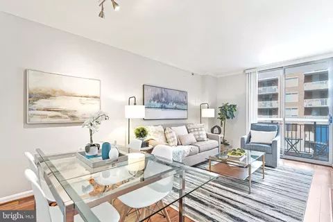 3835 9th St N #405W, Arlington, VA 22203