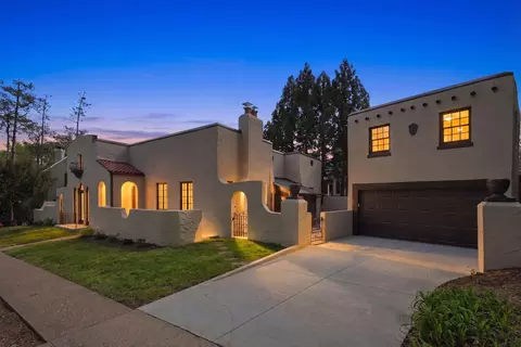 1611 N Highland St N, Arlington, VA 22201