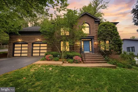 2235 Military Rd, Arlington, VA 22207