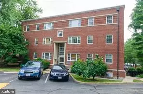1301 N Ode St, Arlington, VA 22209