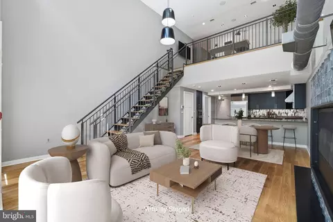 1610 N Queen St #241, Arlington, VA 22209