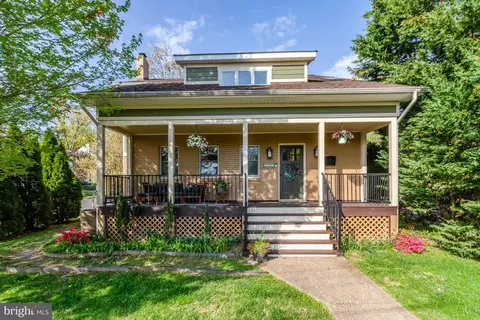 2000 N George Mason Dr, Arlington, VA 22205