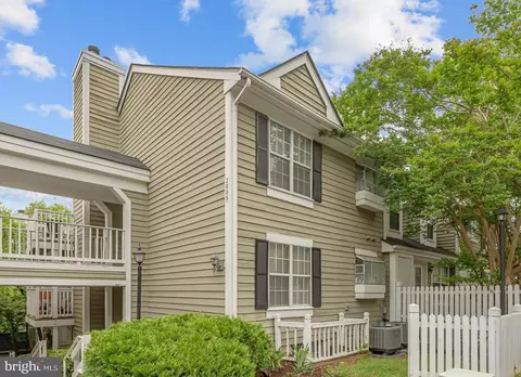 2811 S Woodrow St #B, Arlington, VA 22206