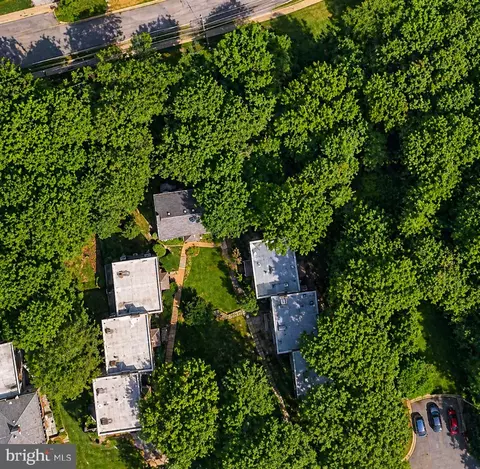 2731 S Walter Reed Dr #C, Arlington, VA 22206