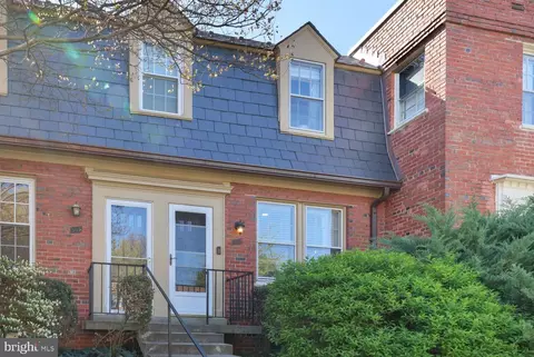 1300 S Cleveland St #364, Arlington, VA 22204