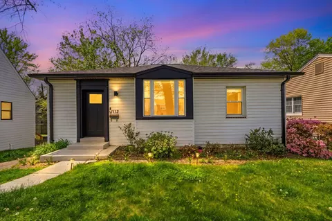 1112 N Roosevelt St N, Arlington, VA 22205