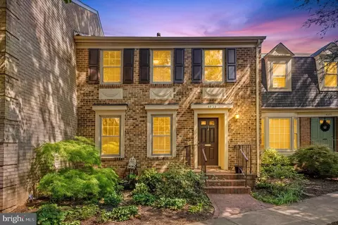 4533 4th Rd N, Arlington, VA 22203