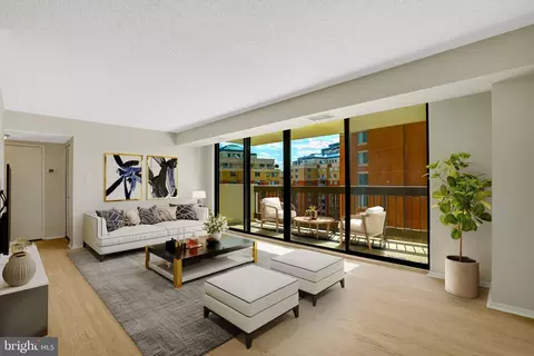 3800 Fairfax Dr #807, Arlington, VA 22203