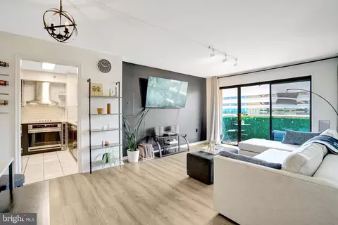 1301 N Courthouse Rd #1509, Arlington, VA 22201