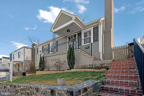 4140 21st Rd N, Arlington, VA 22207