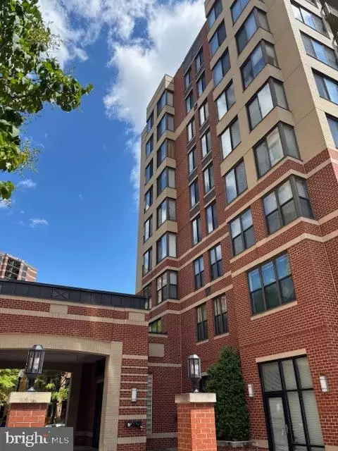 2220 N Fairfax Dr #308, Arlington, VA 22201