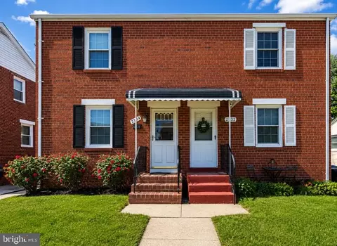 2134 S Pollard St, Arlington, VA 22204