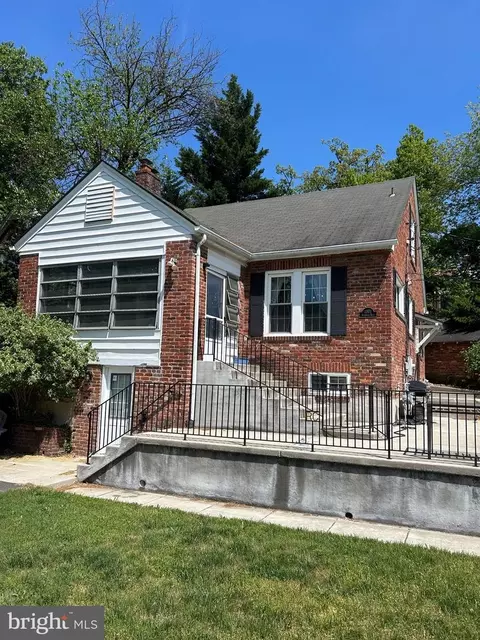 1301 N Kirkwood, Arlington, VA 22201