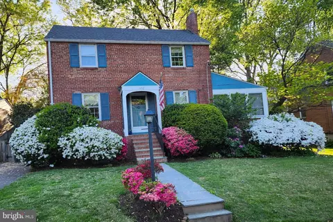 1032 N Montana St, Arlington, VA 22205