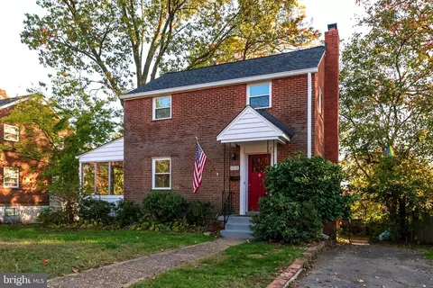 4814 Arlington Blvd, Arlington, VA 22204