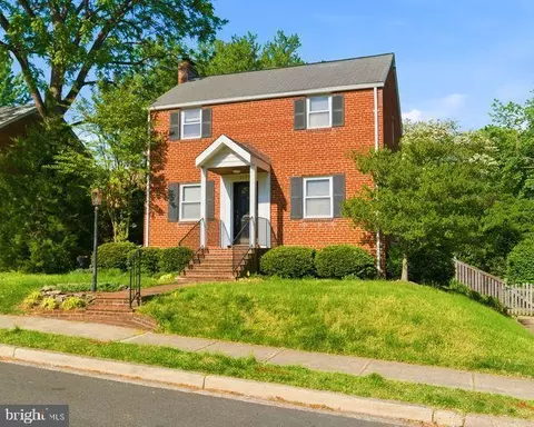2101 N Kenilworth St, Arlington, VA 22205