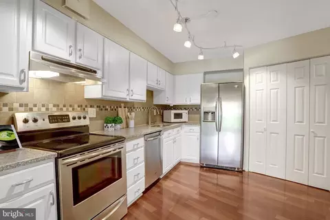 1600 Oak St N #732, Arlington, VA 22209