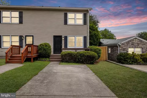 3103 S Grove St, Arlington, VA 22202