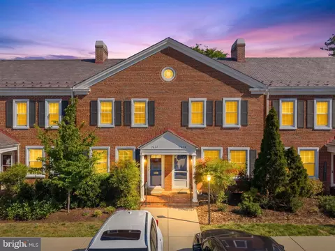 2837 S Buchanan St, Arlington, VA 22206