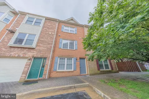 1804 B 9th St S, Arlington, VA 22204