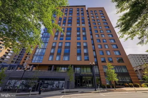 2000 Clarendon Blvd #203, Arlington, VA 22201