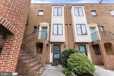 1414 12th St N #1414B, Arlington, VA 22209