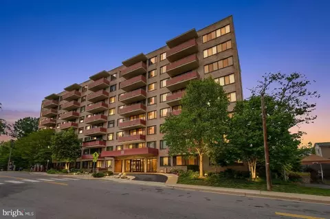 4201 Cherry Hill Rd #308, Arlington, VA 22207