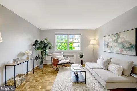 4352 N Pershing Dr #43522, Arlington, VA 22203