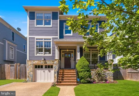 512 N Monroe St, Arlington, VA 22201