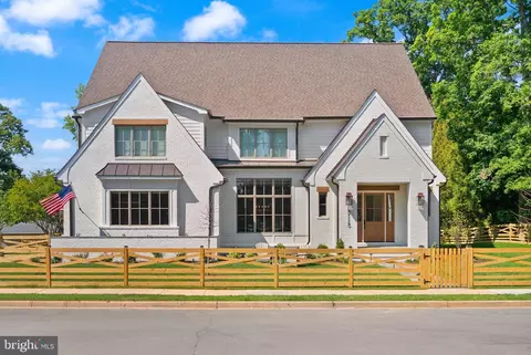 3115 N Peary St, Arlington, VA 22207