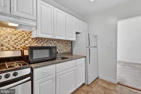 1121 Arlington Blvd #348, Arlington, VA 22209