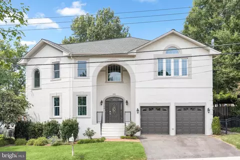 1706 N Randolph St, Arlington, VA 22207