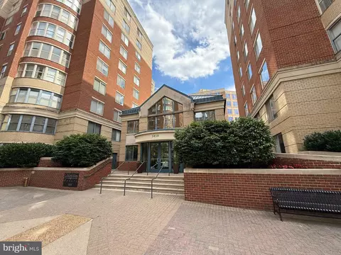3830 9th St N #109W, Arlington, VA 22203