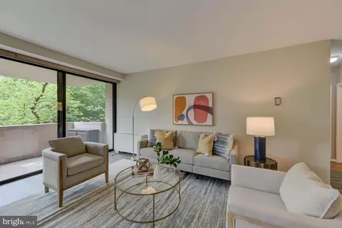 4141 N Henderson Rd #217, Arlington, VA 22203