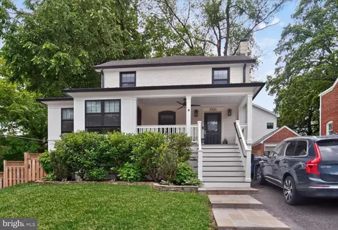 5100 Yorktown Blvd, Arlington, VA 22207