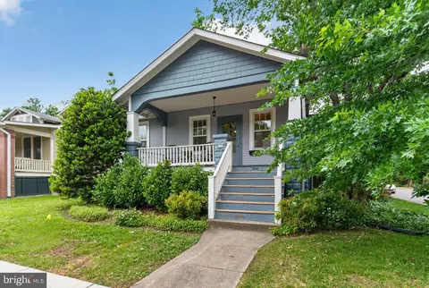 526 N Ivy St, Arlington, VA 22201